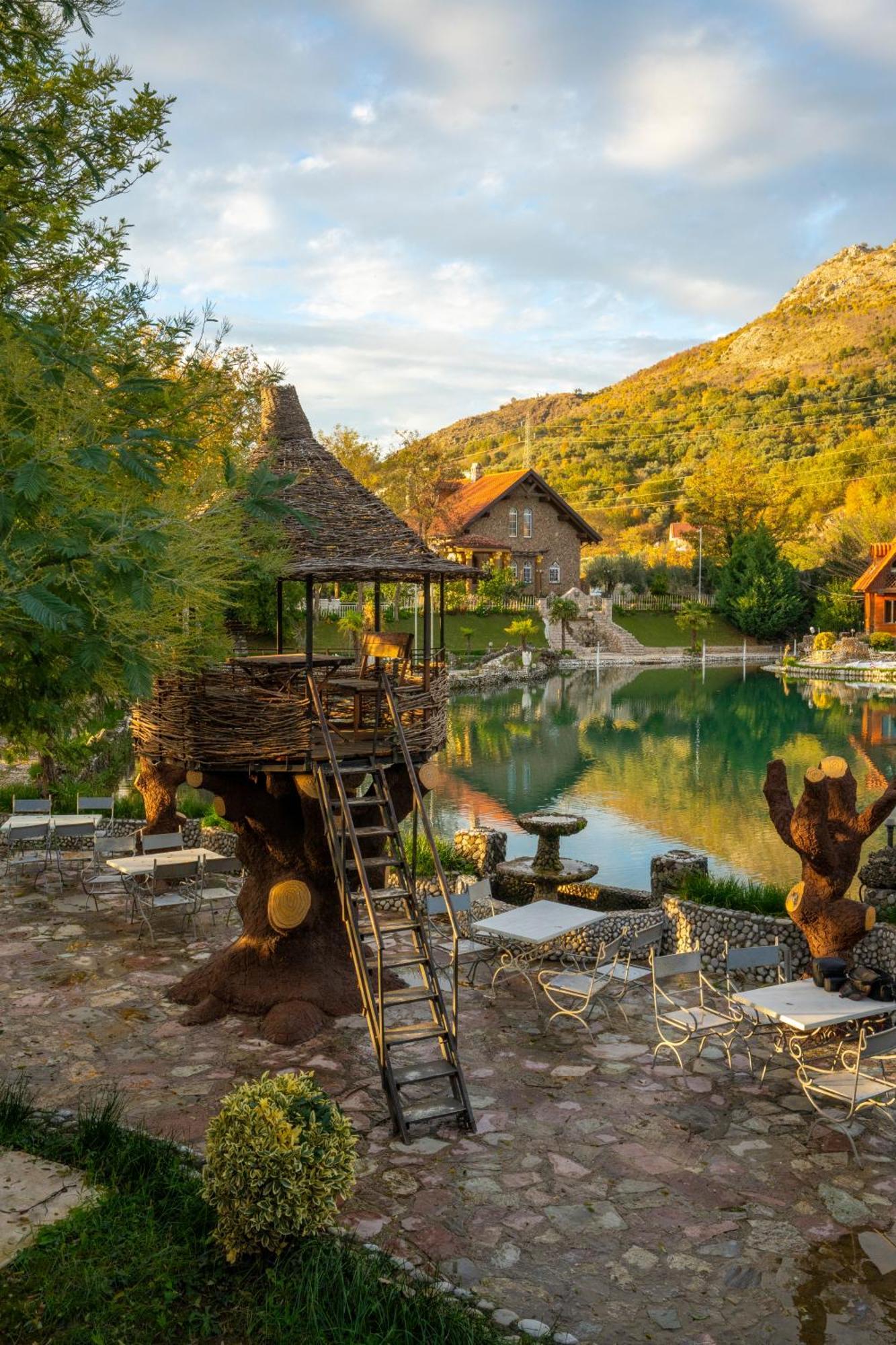 Kompleksi Turistik Dea Mjede 外观 照片